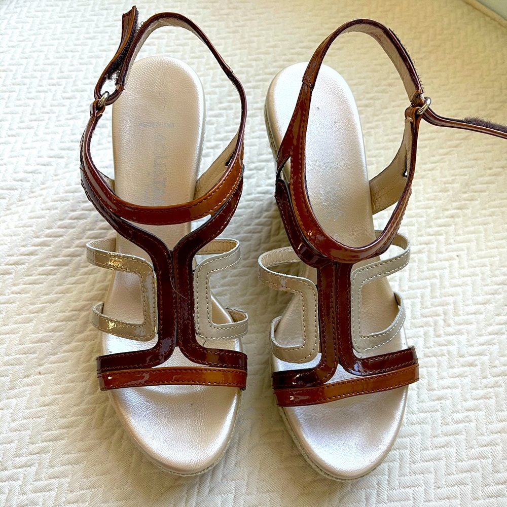 Aquatalia platform sandals 6